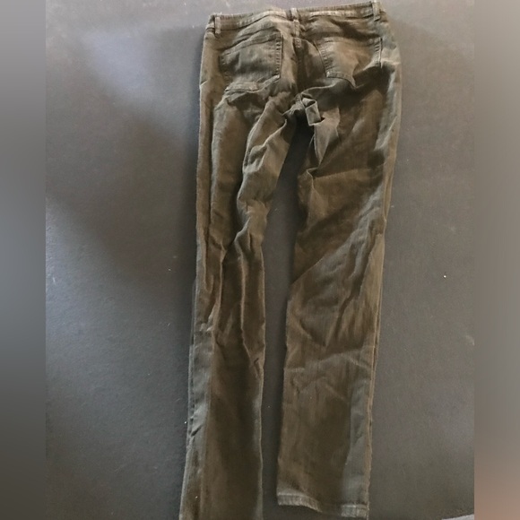 ‼️Mix and Match 3 items for $5‼️ women’s size 6 Black jeans - Picture 3 of 3